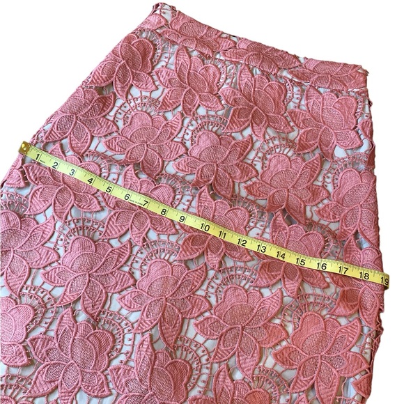 Alice + Oliva Lace Fringe Pink/Coral King Skirt back Zip Sz 0 - Picture 7 of 9